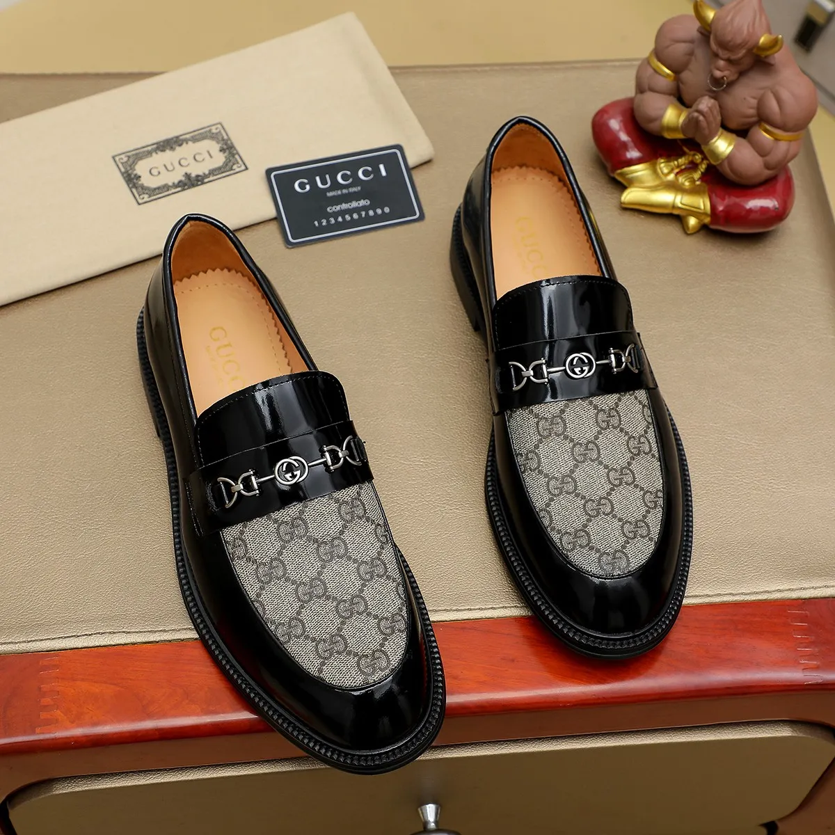 Men's shoes 💰460 💰💰Gucci official website men's business formal leather shoes update💥Hong Kong counters synchronize new styles💥completely one to one replica shipment👍zero difference in counter quality 0⃣️all made of imported first-layer cowhide on the outside with original hardware buckles➕water-dyed🐂leather lining production, color, code matching 39-44 (customized at 38.45.46)……